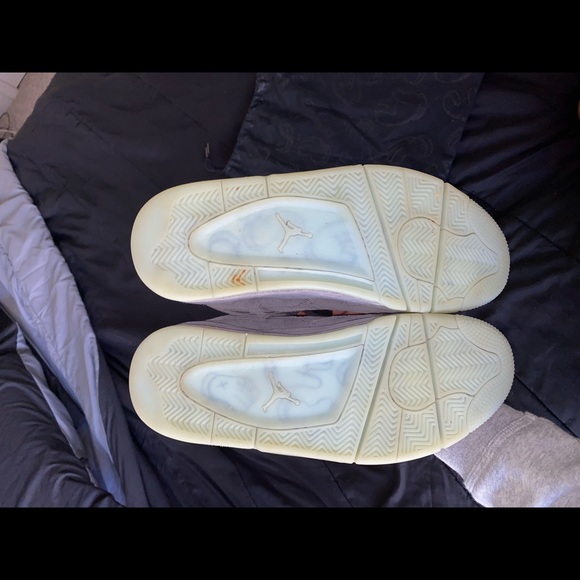 Jordan size 10.5 KAWS 4’s - Picture 5 of 6